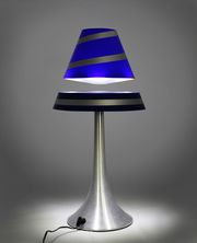 Уникальная настольная светодиодная лампа в стиле HI-TECH