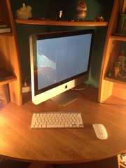 Продам iMac 2011