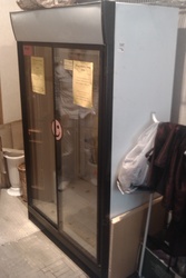 Холодильник Витринный Helkama